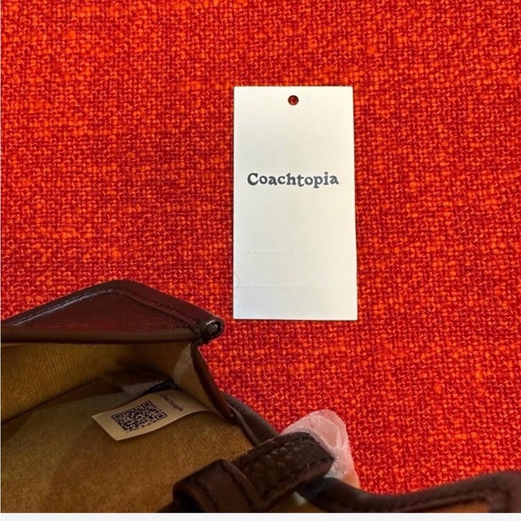 ❤️Authentic Coachtopia Black Mini Crossbody Bag❤️ - Picture 2 of 6